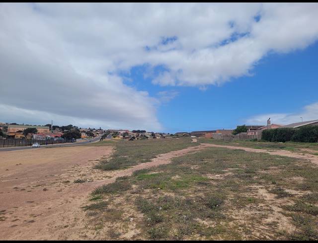 8,063M² VACANT LAND FOR SALE IN LOUWVILLE
